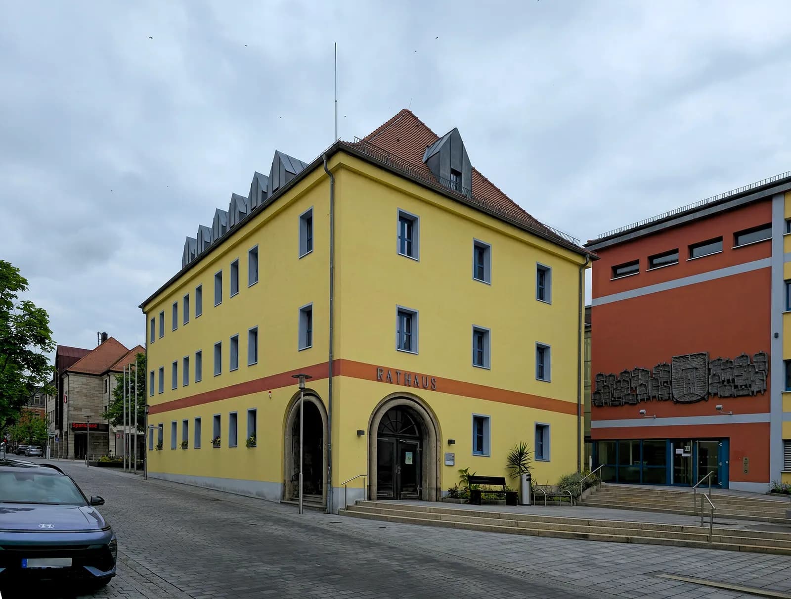 Rathaus von Zirndorf in der Stadtmitte